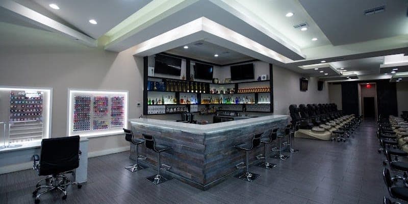 Cosmo Nail Bar