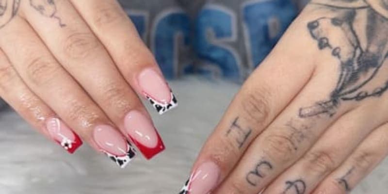 Happy Nails
