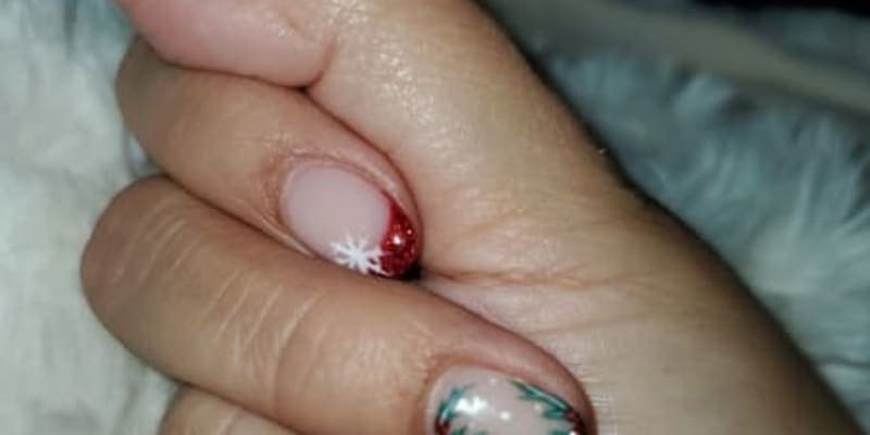 T & C Nails