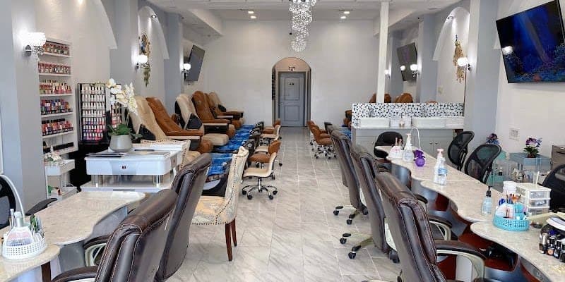 Diamond Nail Spa