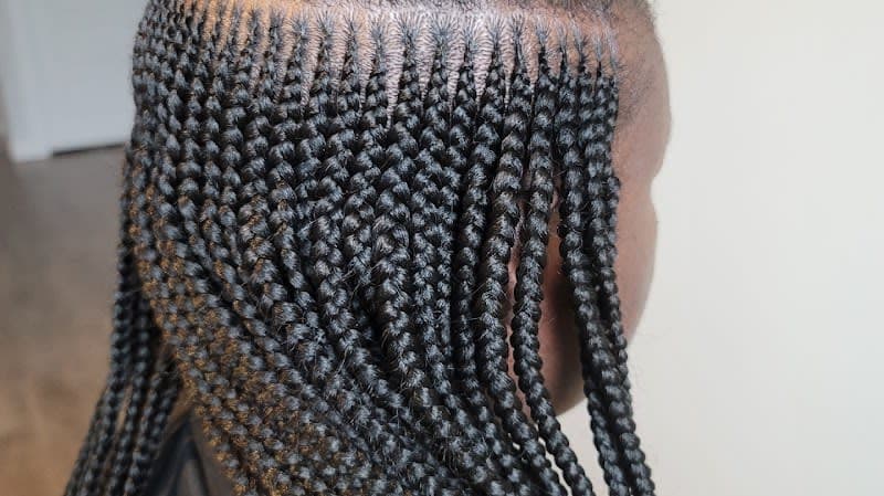 Fef Hair Braiding Salon photo 1