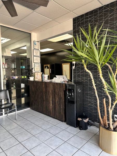 Salon Express and Threading photo 3