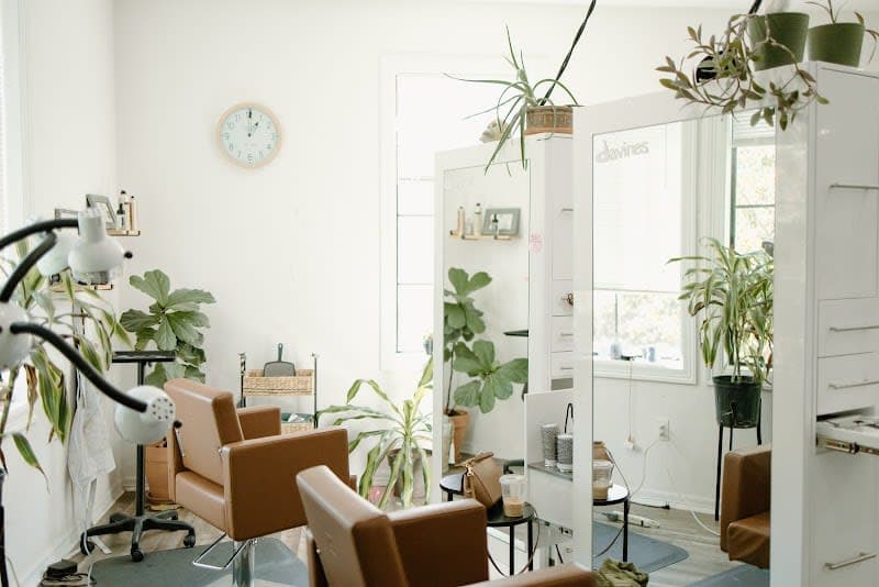 Willow Sage Salon photo 1