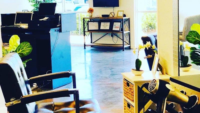 t’Amm Healthy Hair Salon + Head Spa in Fort Worth