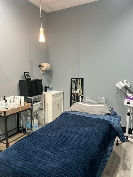 Mia's Salon & Med Spa Coppell photo 3