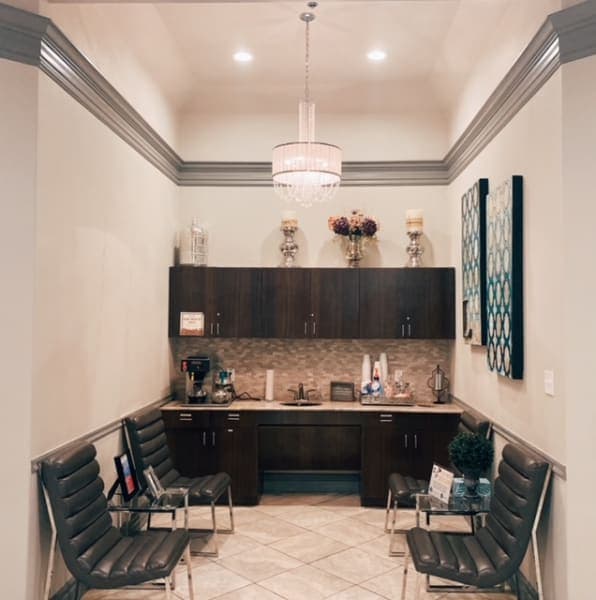 Legacy Salons & Day Spa - Hulen photo 3