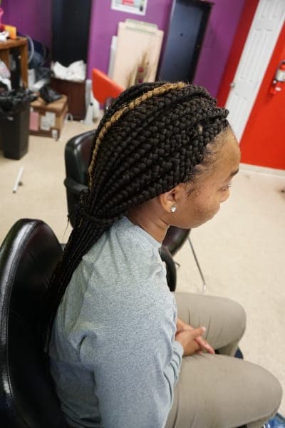 Alli's African Hair Braiding Salon photo 3