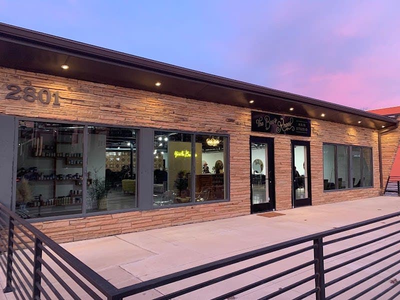 The Bee's Knees Hair Studio photo 3