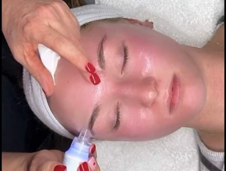 Saa Threading Salon photo 1