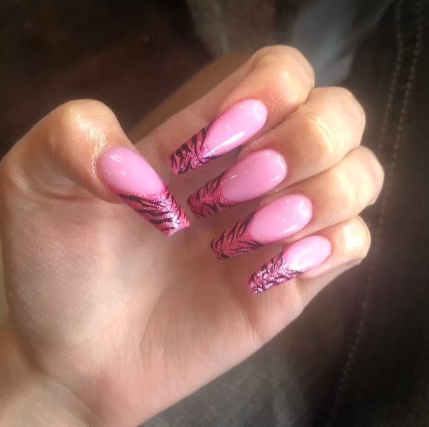 Nail Lounge & Spa- The Best Nail Salon (We offer Gel-X, Builder Gel, Tab gel, Custom Nail Designs) photo 2