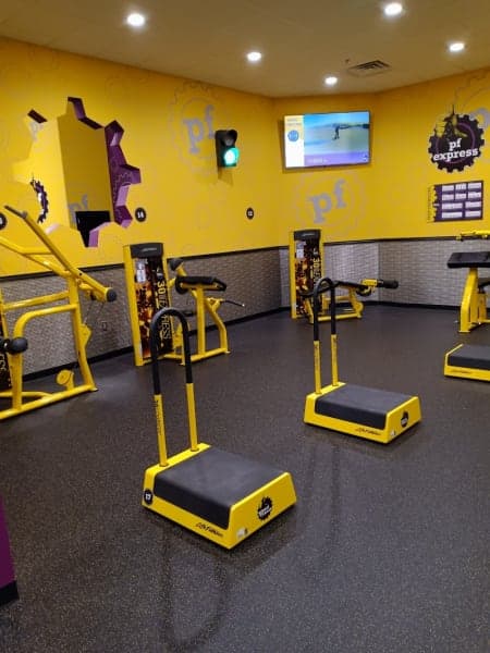 Planet Fitness photo 2 - beauty in DFW, TX