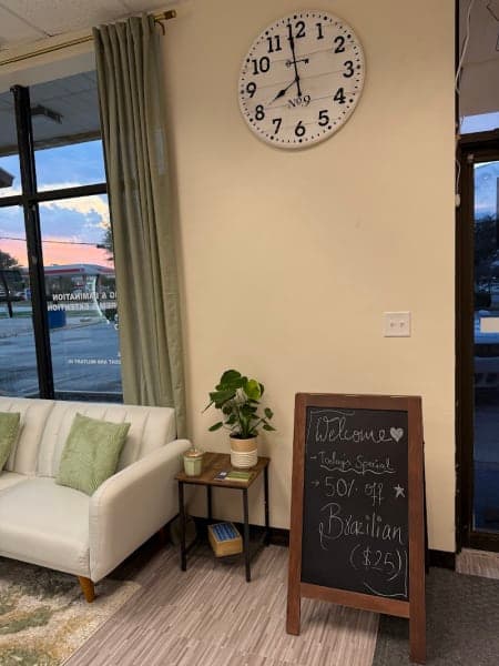 Radiant Threading Salon & Spa photo 2 - beauty in DFW, TX
