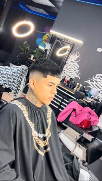 Xclusive Blendz Barbershop photo 2