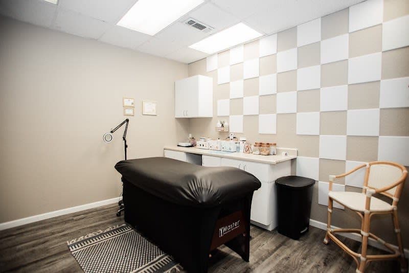 CopperMoon Body Essentials| Full Body Waxing photo 2