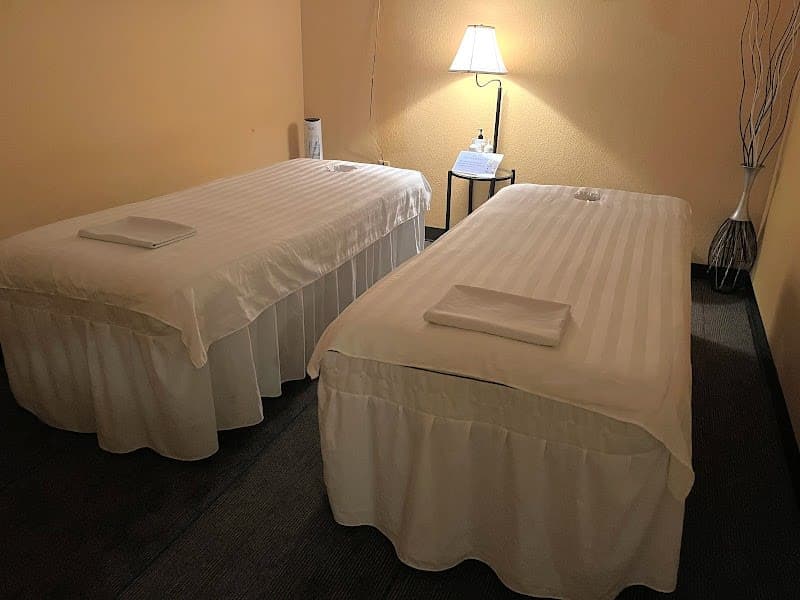 KYN Foot Spa & Massage photo 2 - beauty in DFW, TX