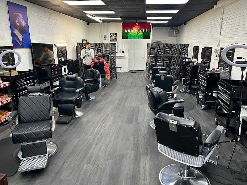 Crown Barbershop photo 1