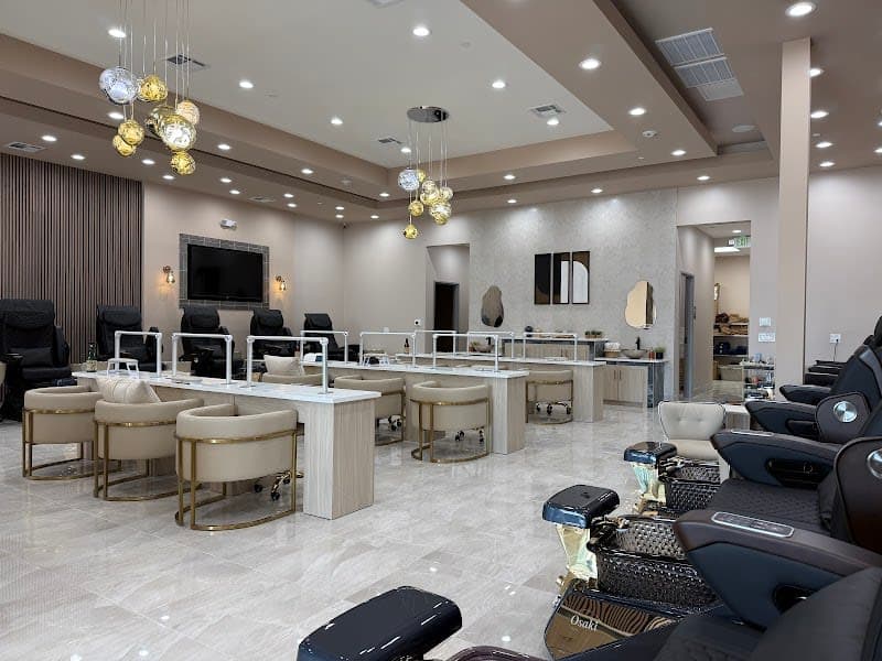 Demure Nail Lounge photo 1