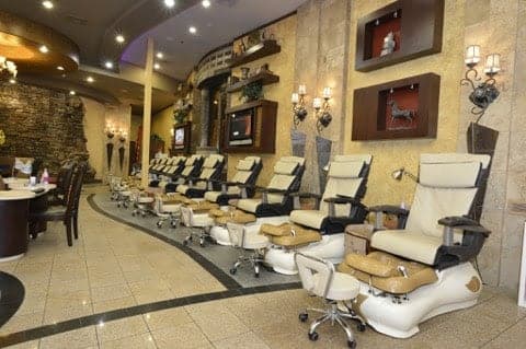 Deluxe Nail Salon cover photo - beauty in DFW, TX