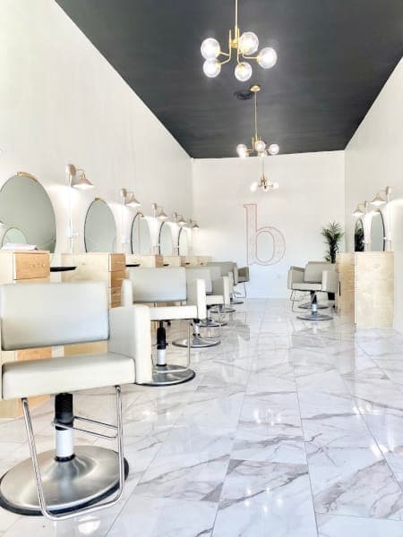 Salon Bloom photo 1