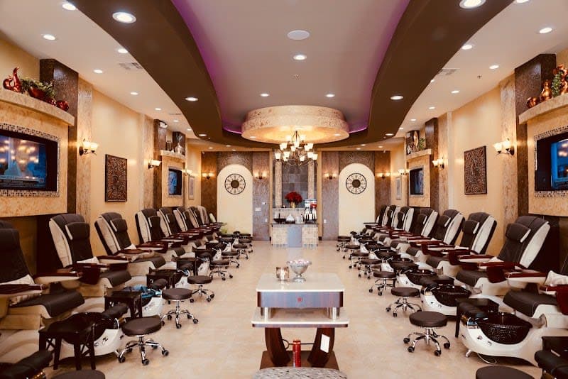 VIP Nail Lounge Denton cover photo - beauty in DFW, TX