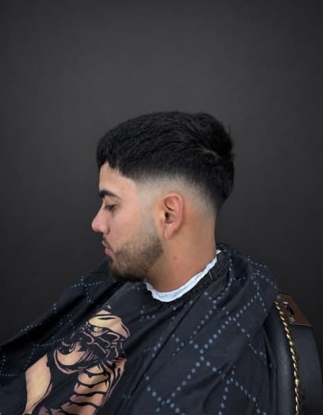 Faded royalty, Barbershop cover photo - beauty in DFW, TX