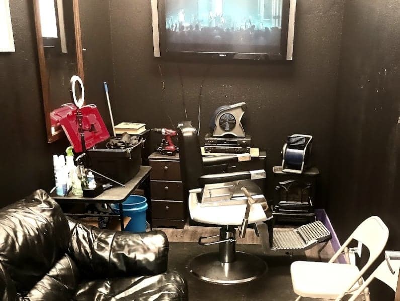The CHOP SHOP Barbershop in Denton