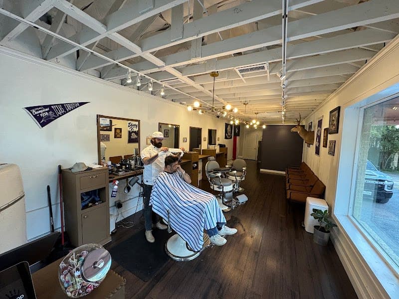 Danny V's Barbershop cover photo - beauty in DFW, TX