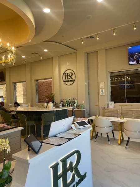 HER Nail Bar in Irving