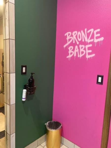 Bronze Bar Airbrush Tanning photo 2