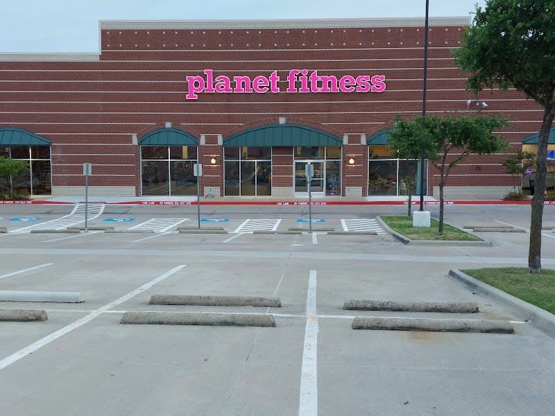 Planet Fitness photo 1