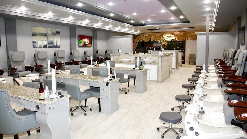 Golden Nails & Spa - 15% Off First Visit. photo 1
