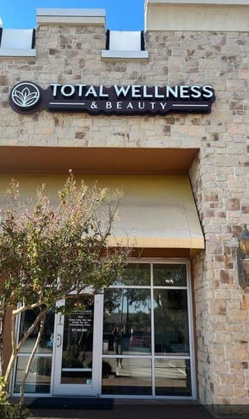 Total Wellness & Beauty photo 2