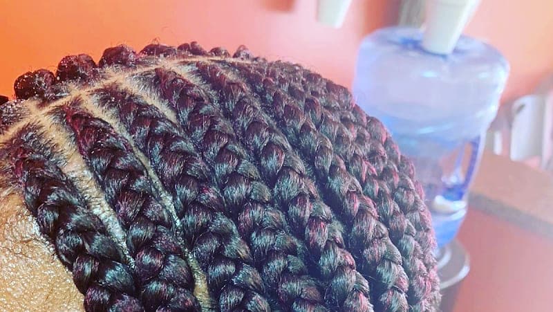 African Hair Braiding Salon- Pour la Belle photo 2 - beauty in DFW, TX