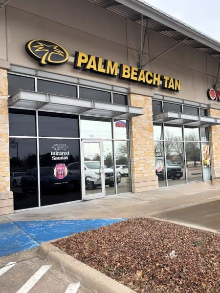 Palm Beach Tan photo 1