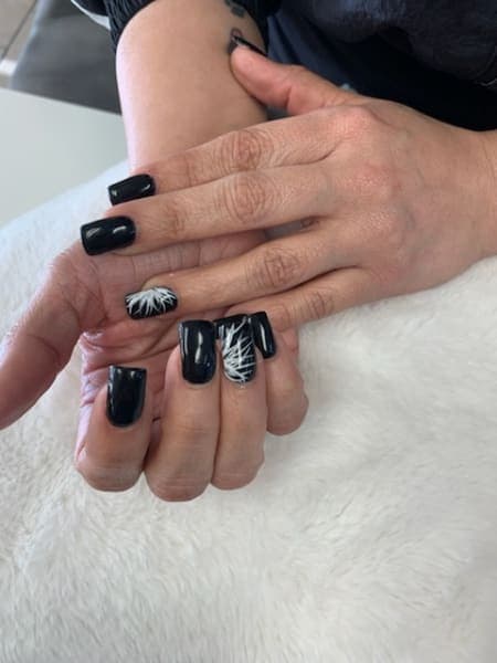 Pamper Nails & Lashes photo 1
