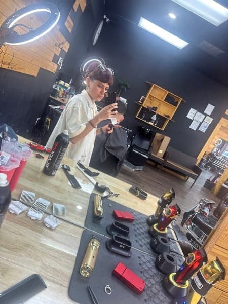 Riva’s Barbershop photo 1