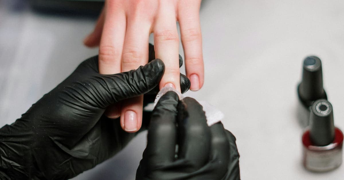 Nail Salons Open Late in DFW: Evening Manicure & Pedicure Guide