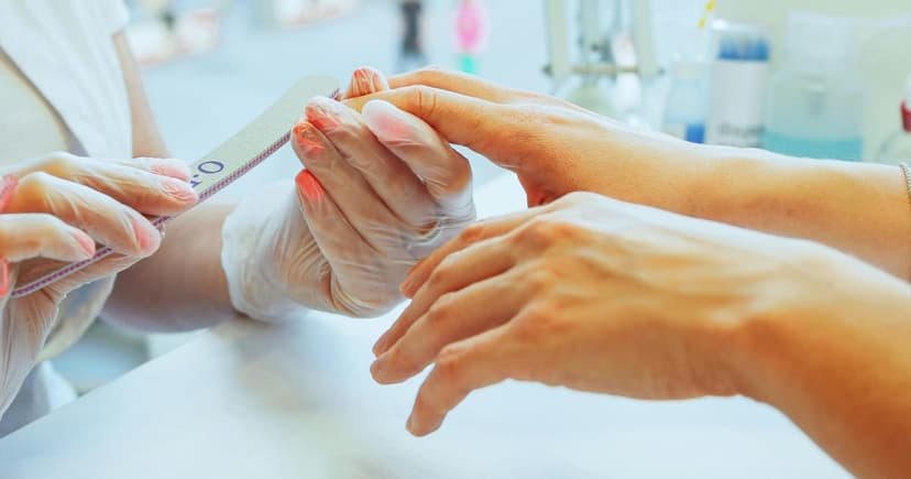 Luxury Nail Salon vs Budget Nails: Is Premium Worth the Price?